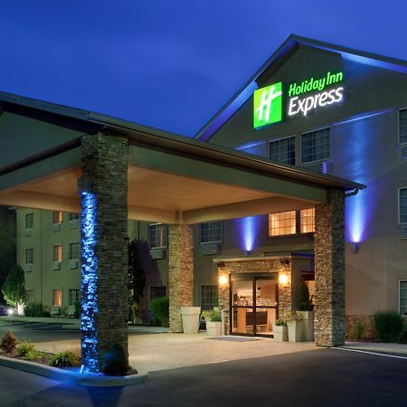 Holiday Inn Express Mount Pleasant- Scottdale By Ihg Екстериор снимка